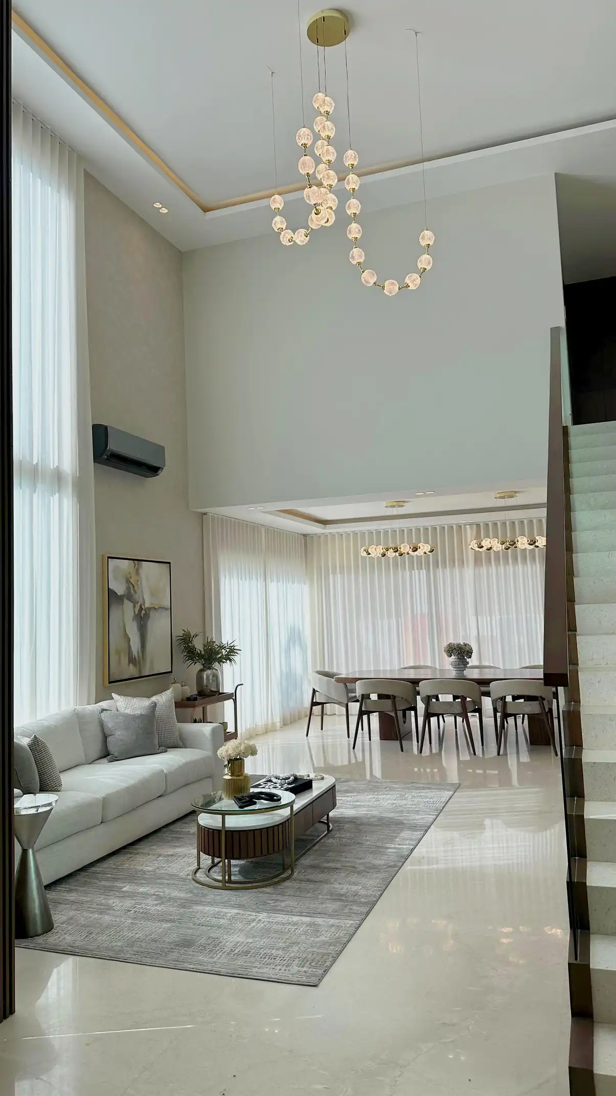Casa white